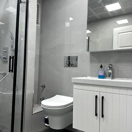 Merkeze Yakin Muhtesem Antalia