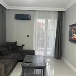 Comfortable 2br Near Center With En-suite *