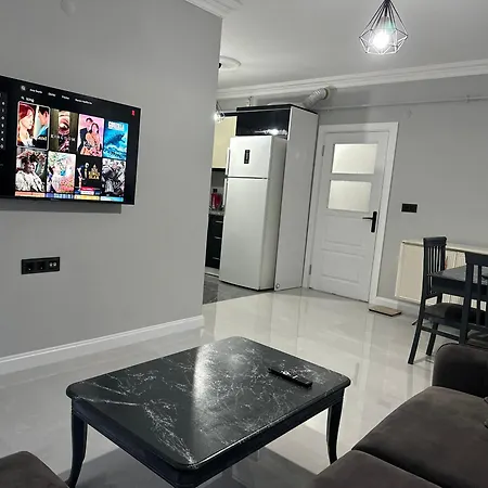 Διαμέρισμα Comfortable 2br Near Center With En-suite *