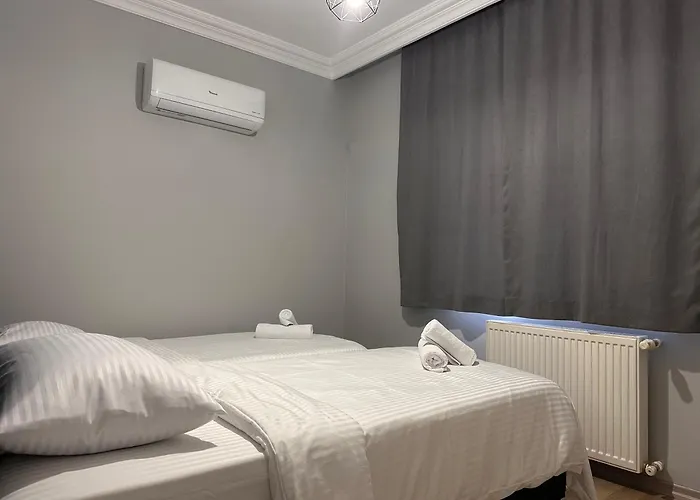 شقة Comfortable 2br Near Center With En-suite أنطاليا