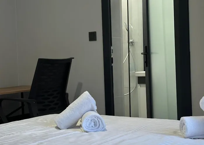 Comfortable 2br Near Center With En-suite * أنطاليا